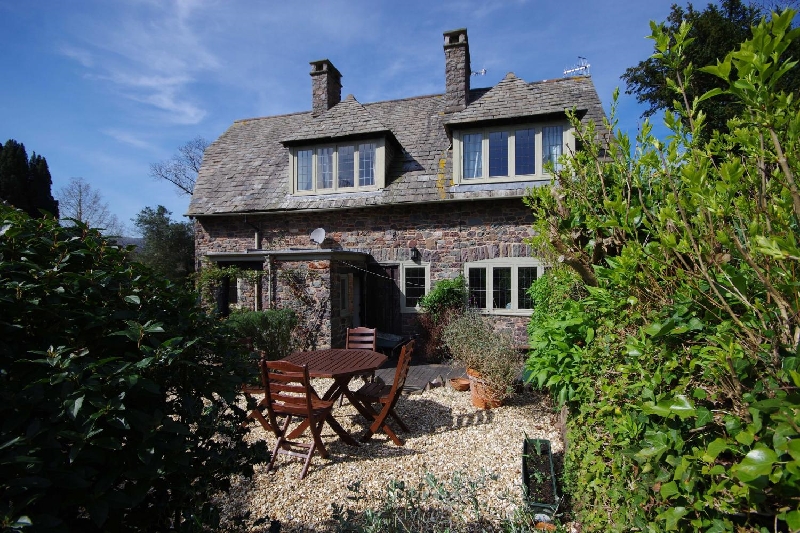 Click here for more about Gate Cottage