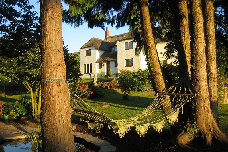 Details about a cottage Holiday at Shells Cottage