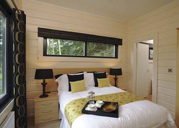 Woodland-Lakes-Lodges