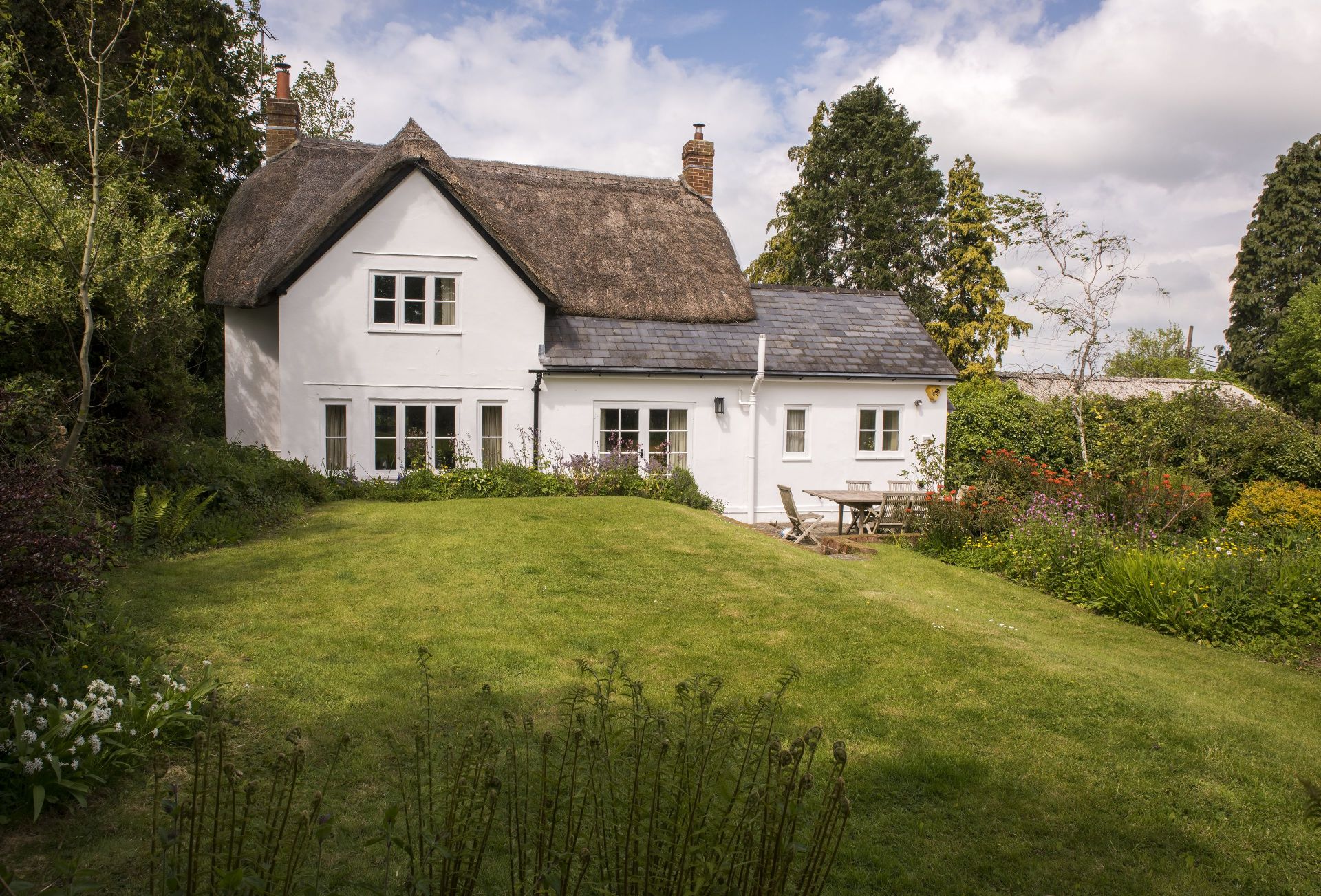 Click here for more about Benville Cottage