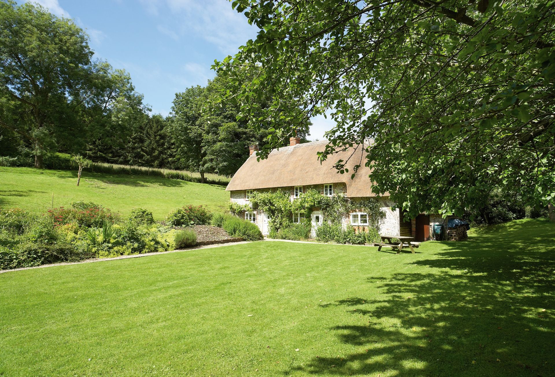 Click here for more about Magna Cottage