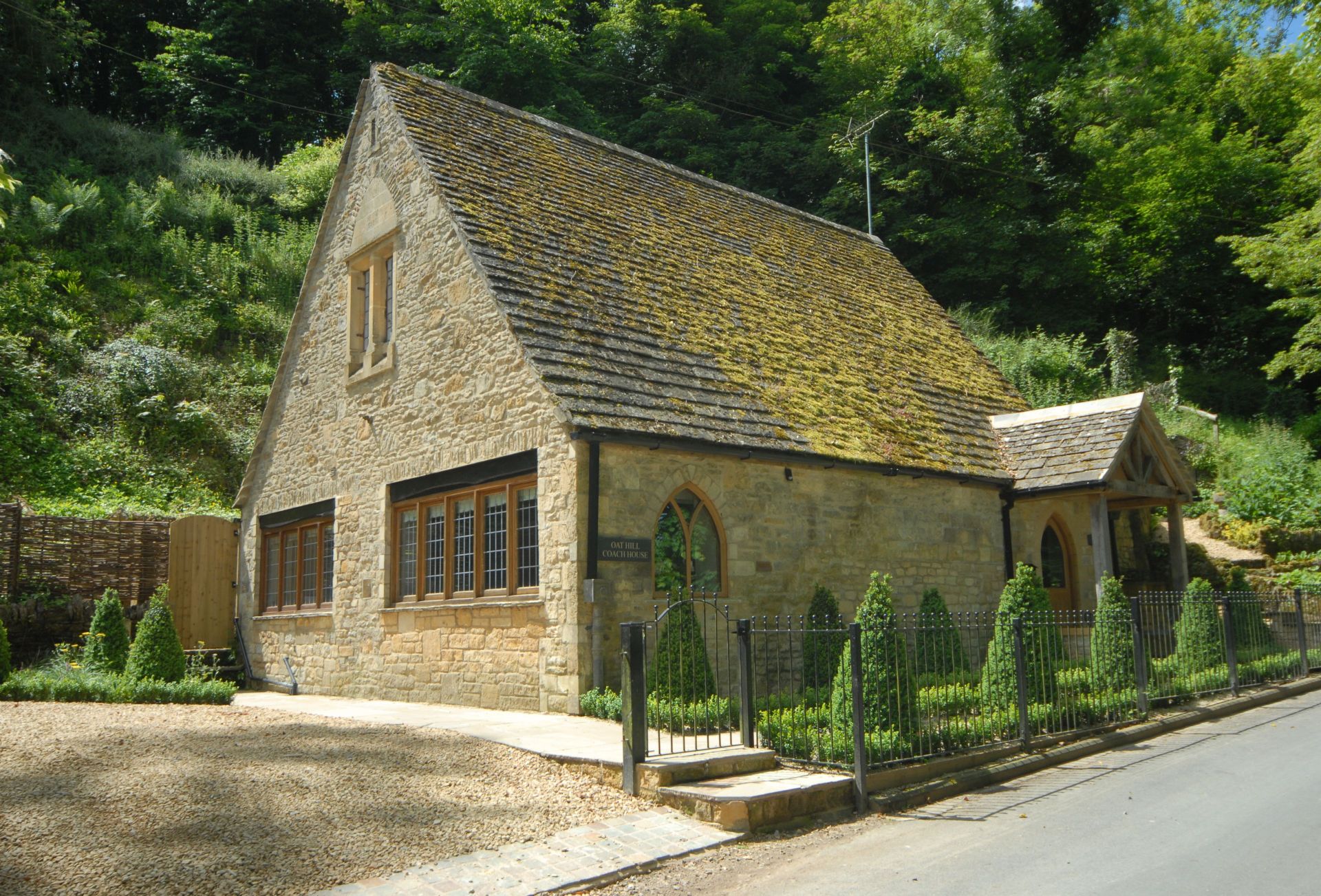 Oat Hill Coach House an English holiday cottage for 6 in , 