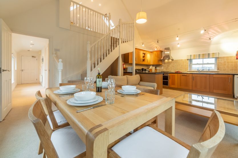 Details about a cottage Holiday at Saltings Loft Apartment 2