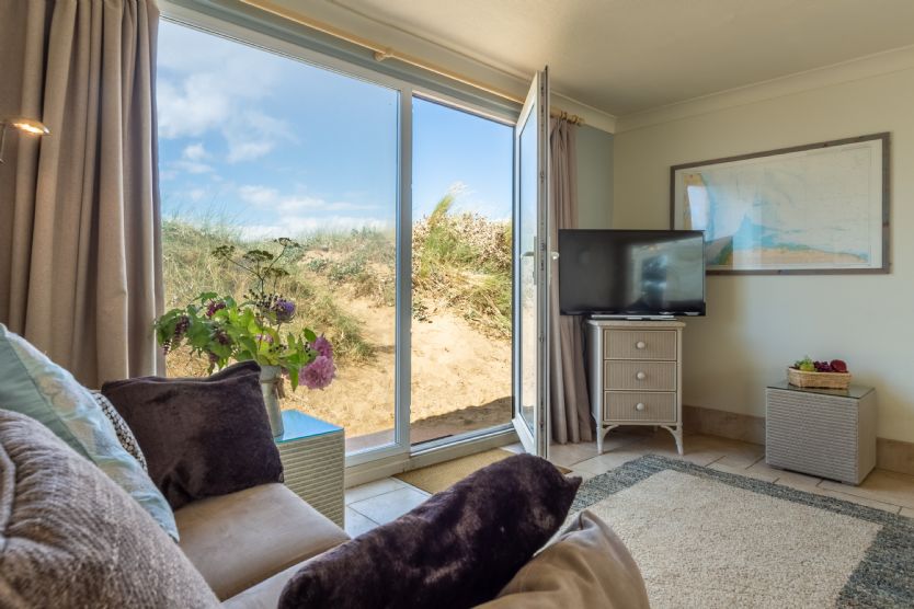 Details about a cottage Holiday at Westward Ho