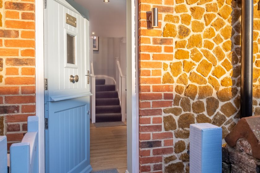 The Malthouse sleeps 8