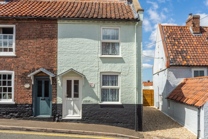 Seaside Cottage an English holiday cottage for 3 in , 