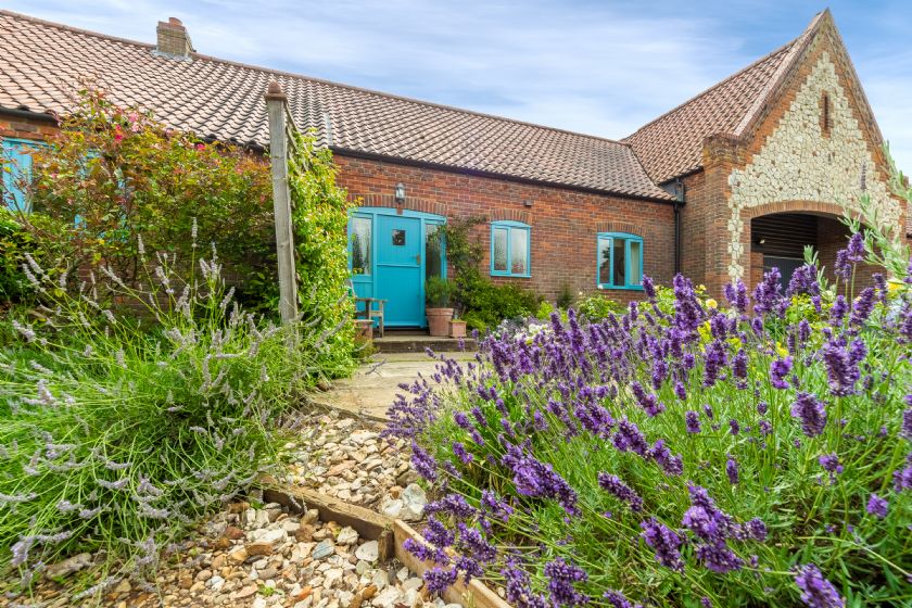 Click here for more about Saxon Shore Cottage