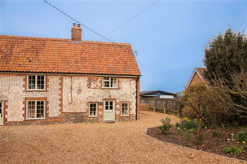 Sutton Cottage an English holiday cottage for 4 in , 