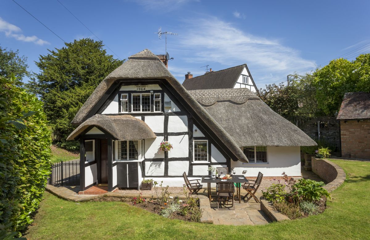 Details about a cottage Holiday at Corner Thatch