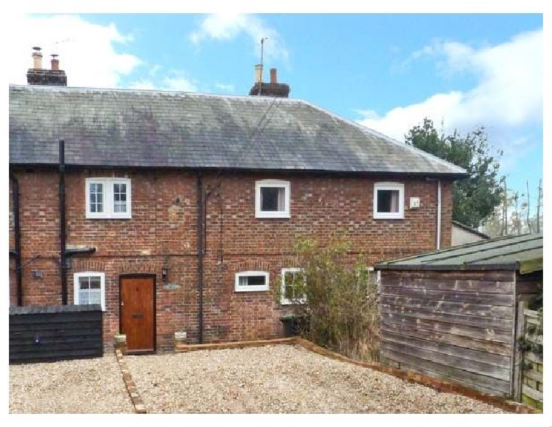Click here for more about 3 Apsley Cottages