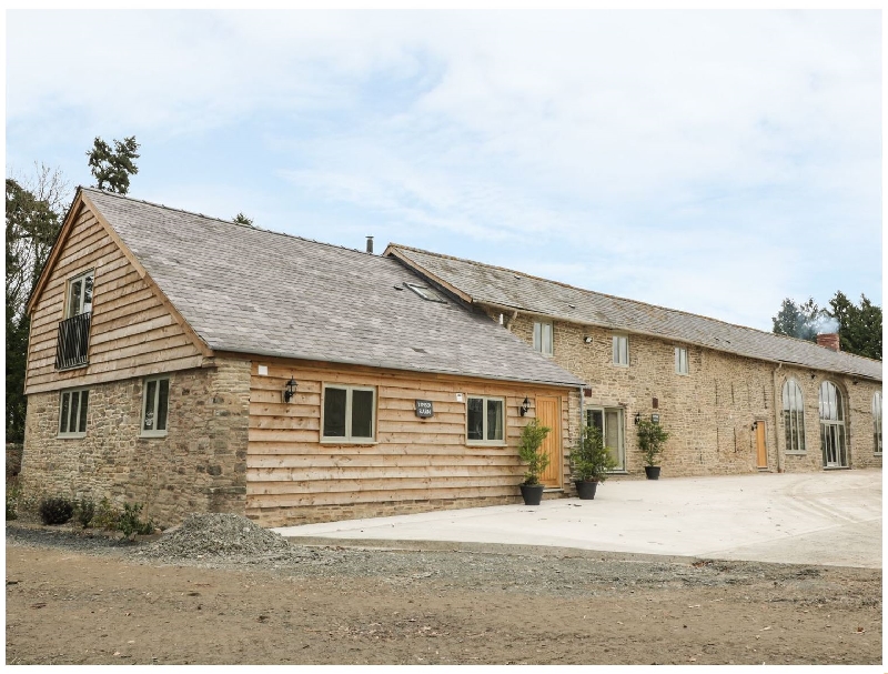 Timber Barn an English holiday cottage for 12 in , 