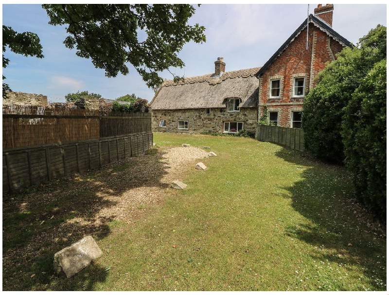 Click here for more about Hill Farm Cottage