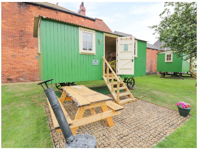 Jaimie's Hide an English holiday cottage for 3 in , 