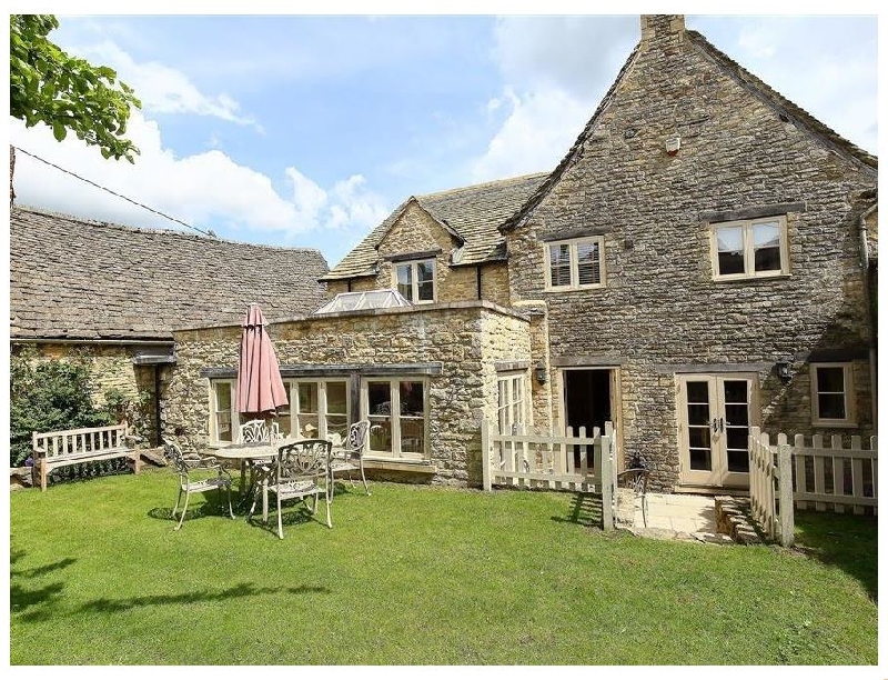 Click here for more about Coach House Burford