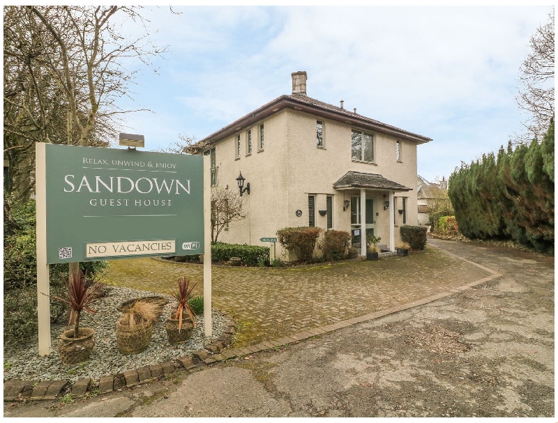 Sandown an English holiday cottage for 7 in , 