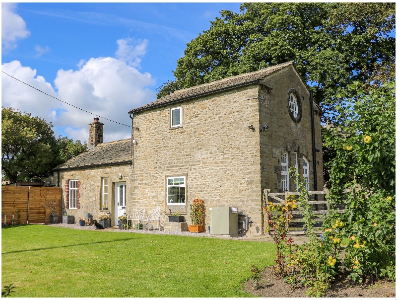 Click here for more about Glebe Cottage