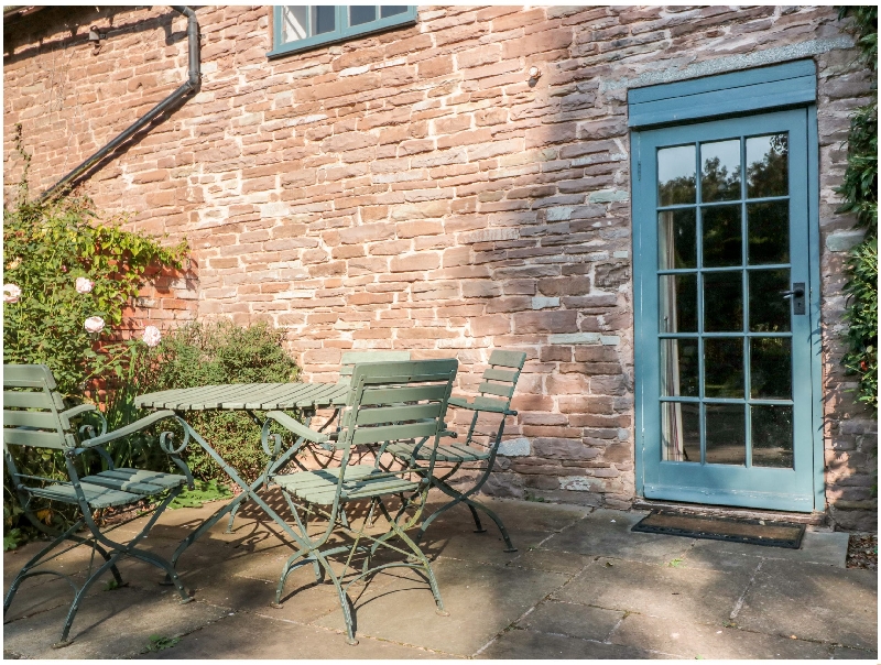 Click here for more about Yew Tree Cottage