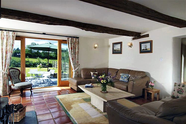 Comfort Wood Cottage is located in Cotehele Estate