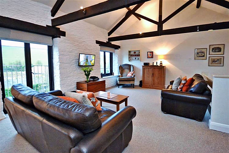 Court Barton Cottage No 10 sleeps 4