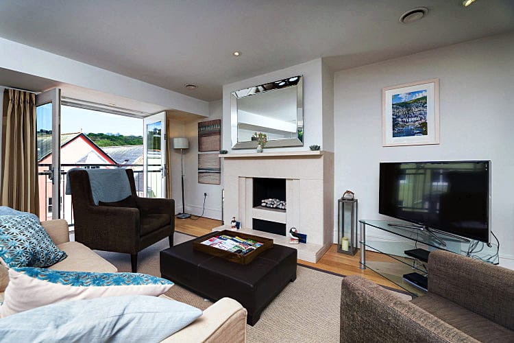 Details about a cottage Holiday at 40 Dart Marina