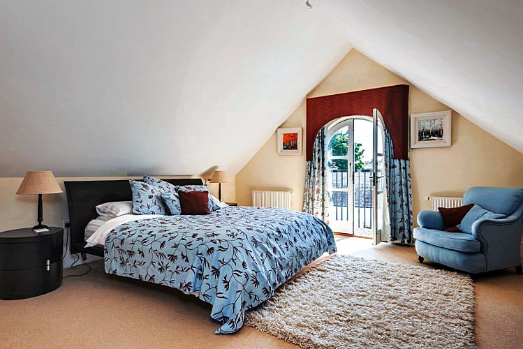 11 Combehaven Holiday Cottage