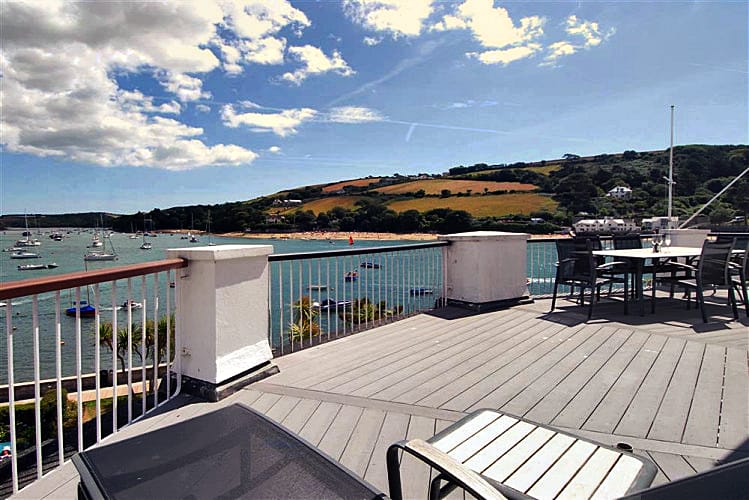 Details about a cottage Holiday at 21 The Salcombe (Quarterdeck)