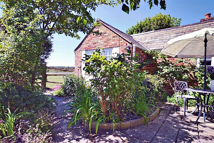 Old Stables Cottage an English holiday cottage for 2 in , 