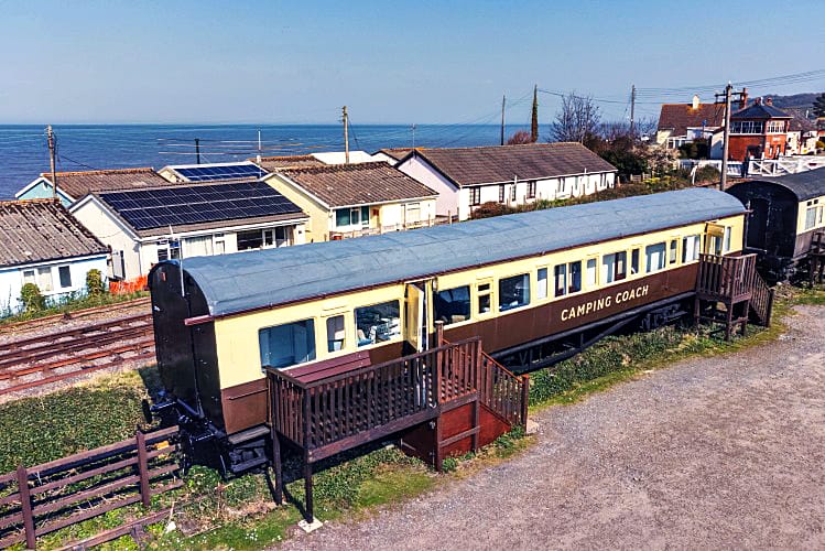 Details about a cottage Holiday at Railway Carriage